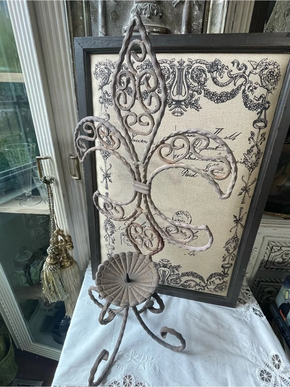 Rustic metal Fleur de lis candle holder French country decor - Picture 2 of 9